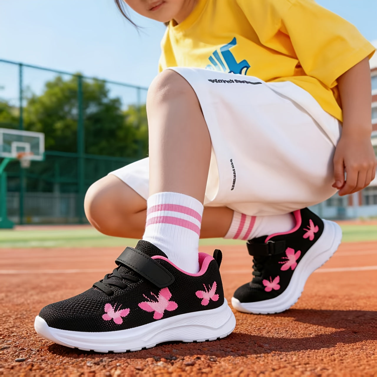 Miękkie, lekkie buty sportowe dla dziewczynek, wesoły nadruk