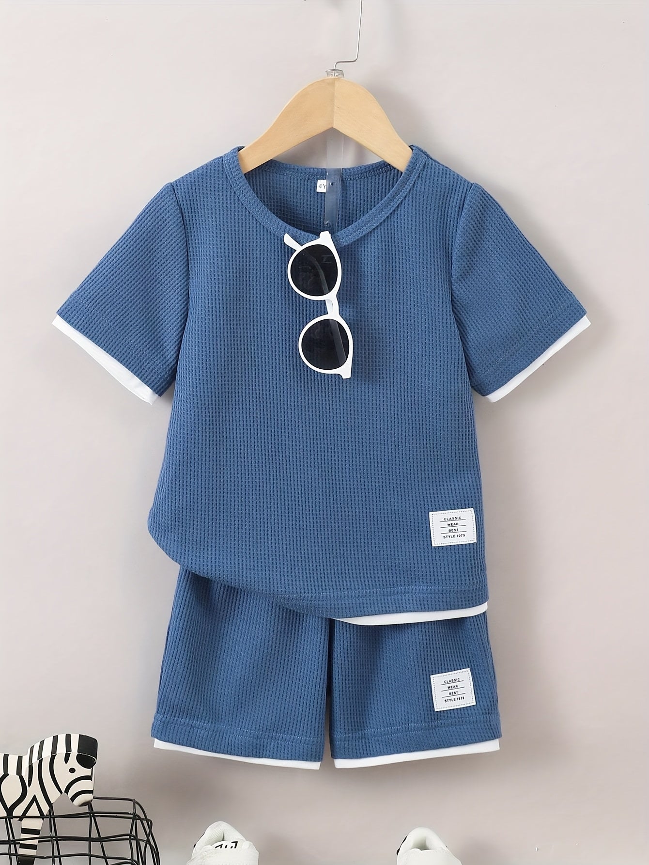 Komplet dwuczęściowy dla chłopca 92-128, T-shirt i szorty, letni zestaw