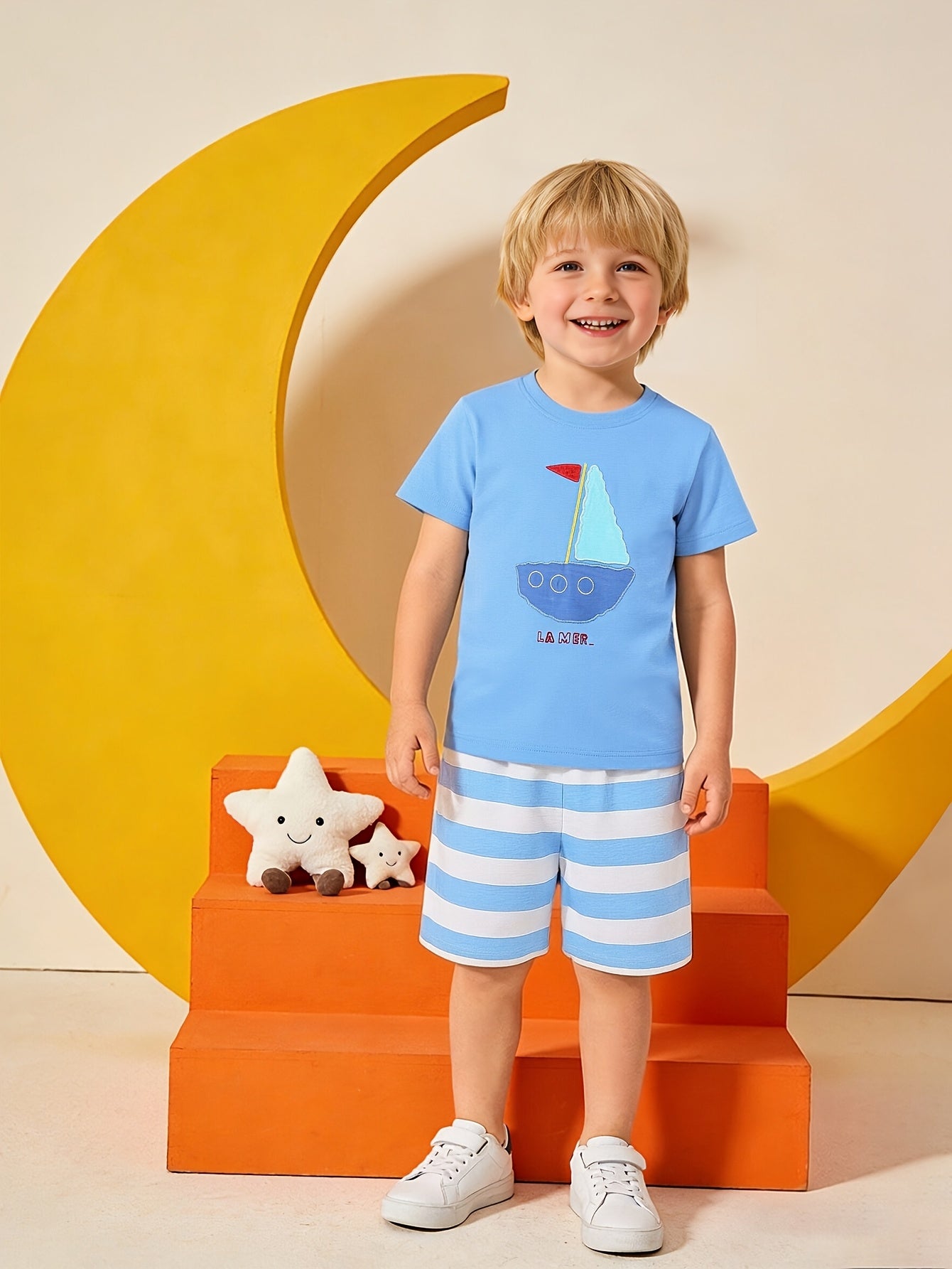 Komplet dwuczęściowy dla chłopca 92-128, T-shirt i szorty, letni zestaw