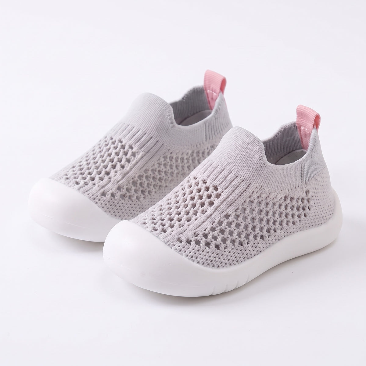 Buty do pierwszych kroków z siateczki, szary