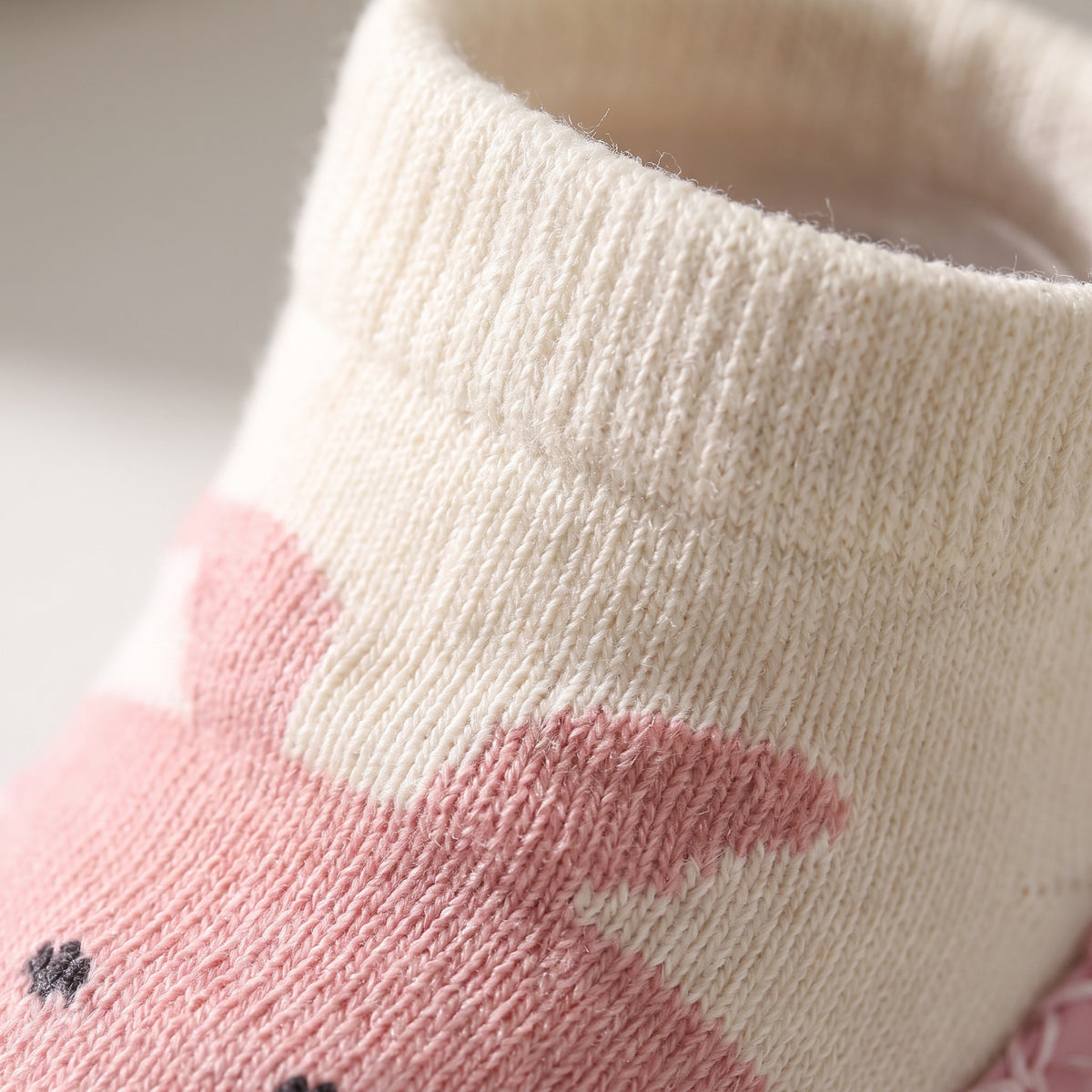 Buty skarpetkowe niemowlęce ze zwierzątkiem