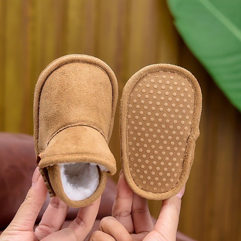 Buty zimowe niemowlęce ocieplane polarem
