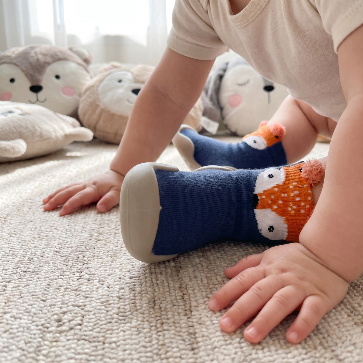 Buty skarpetkowe dziecięce z główką zwierzątka