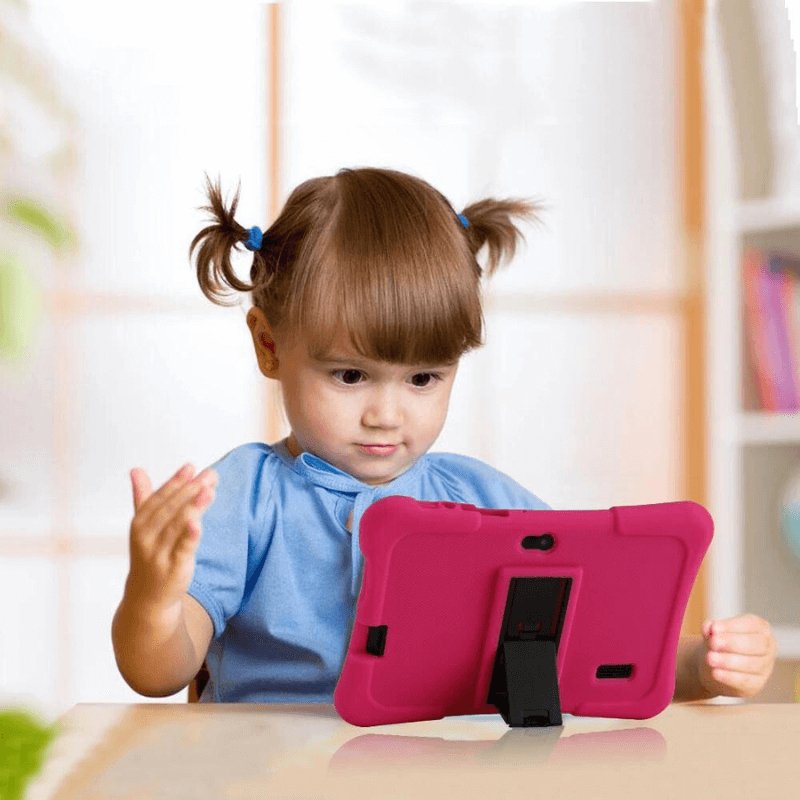 Tablet dla dzieci 7 cali, dziecko przy tablecie