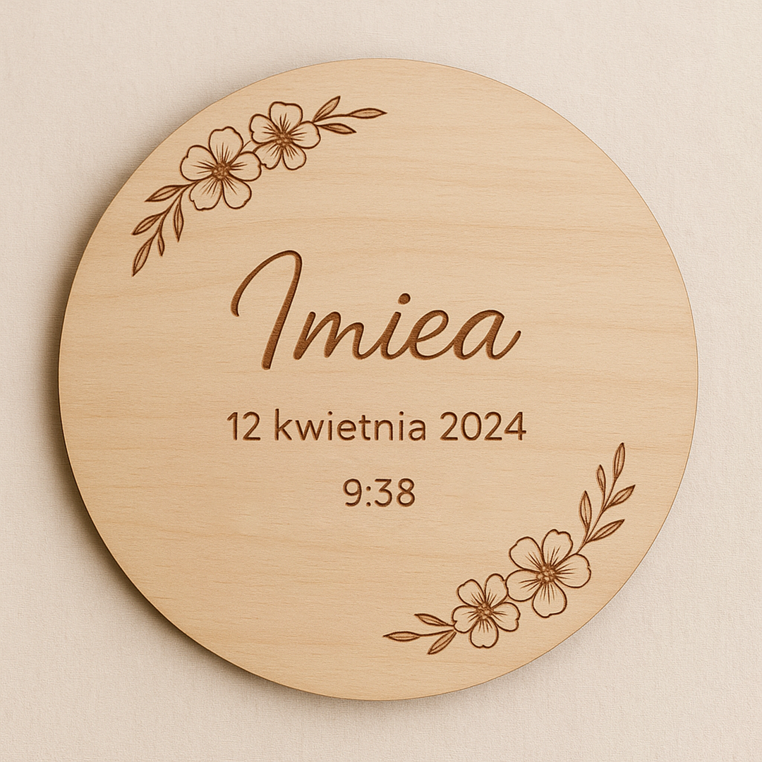Drewniana Tabliczka z Imieniem Dziecka – Personalizowana Dekoracja do Pokoju Niemowlęcia