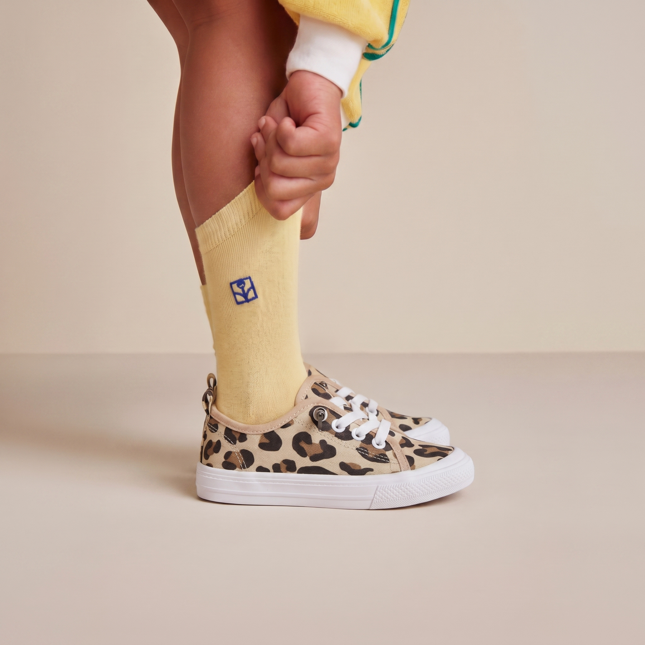 Barefoot shoes for children – flexible sole and breathable material