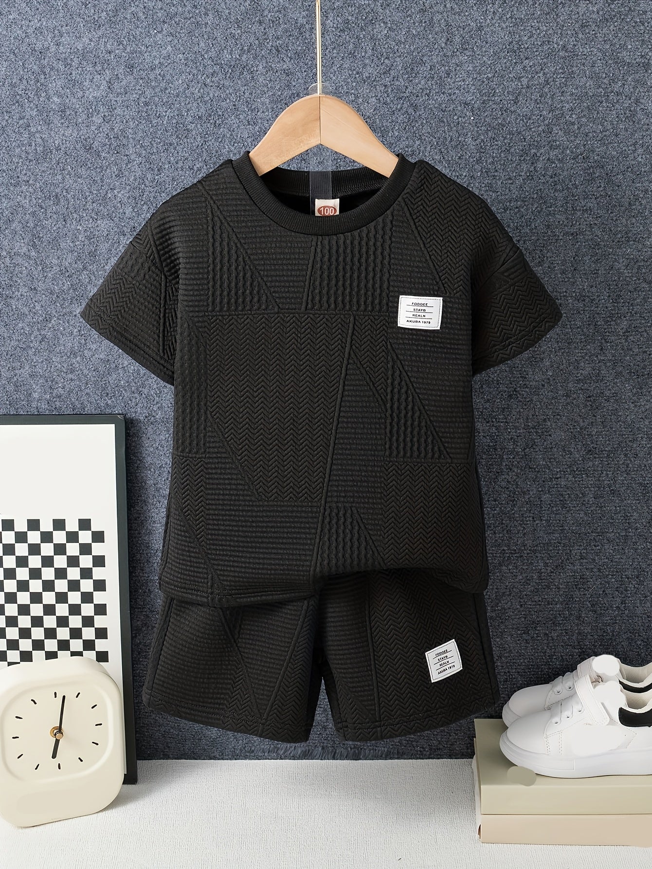 Komplet dwuczęściowy dla chłopca 92-128, T-shirt i szorty, letni zestaw