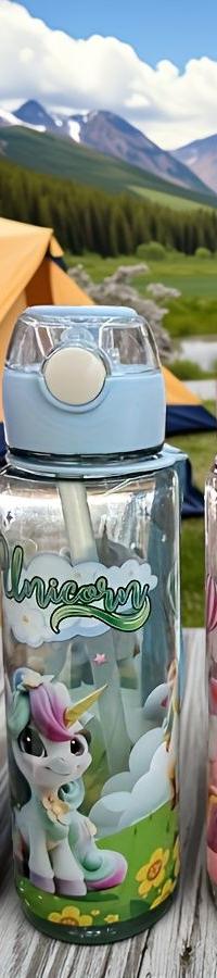 Butelka na wodę dla dzieci 700 ml, wzór jednorożec, z pompą do picia