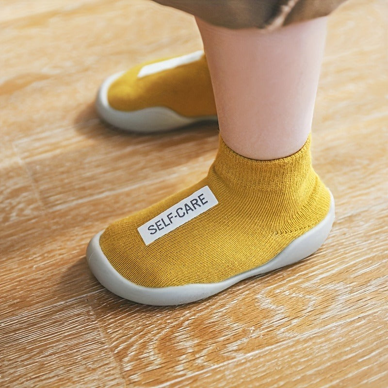 Buty skarpetkowe niemowlęce z dzianiny