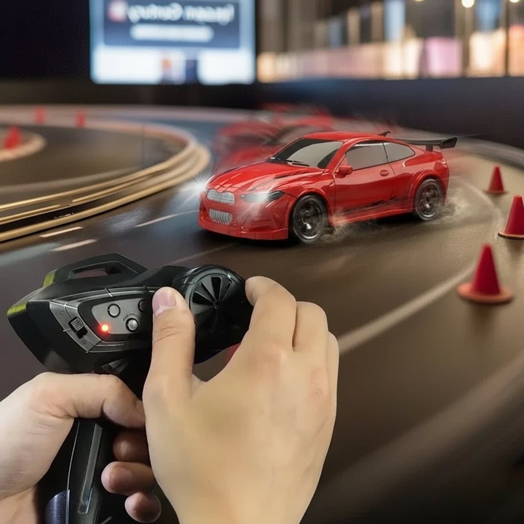 Mini samochód zdalnie sterowany do driftu, sterowanie pilotem