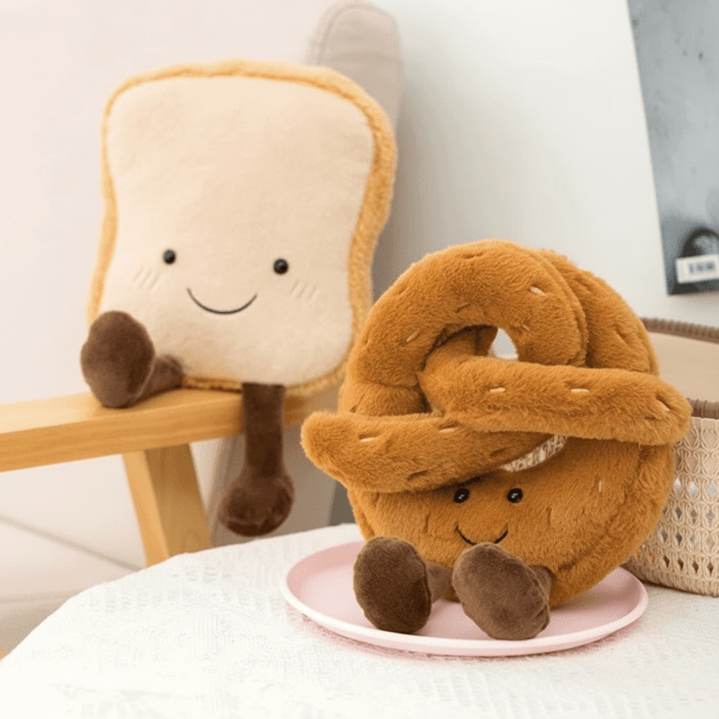 Pluszak w kształcie pieczywa, tost i precel